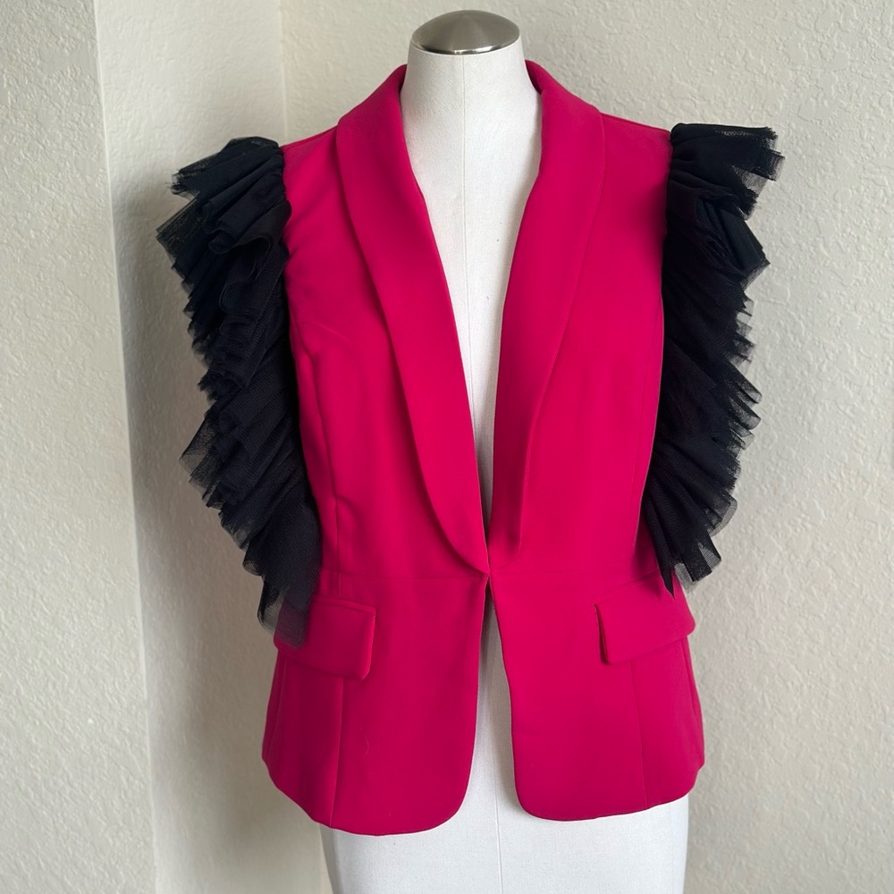 New York and Company Pink Tulle Sleeve Vest